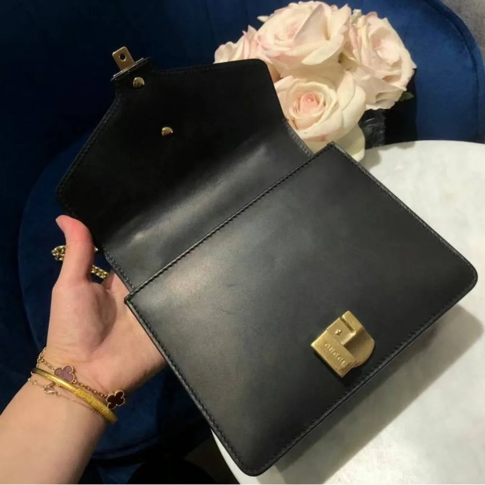 [sold]Authentic Gucci Sylvie - Picture 6 of 9